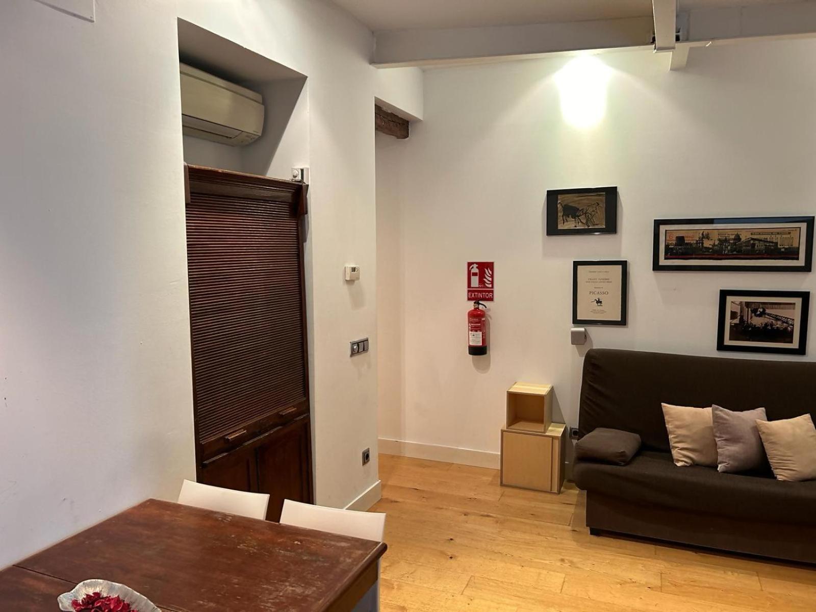Estudio En Av De America Madrid Ngoại thất bức ảnh