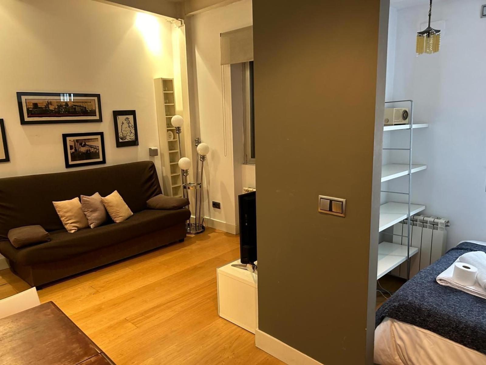 Estudio En Av De America Madrid Ngoại thất bức ảnh